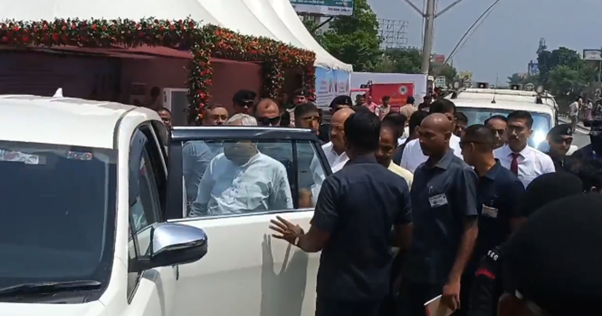 Muzaffarpur pahunche Bihar ke Mukhyamantri Nitish Kumar, kai