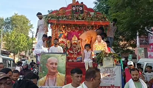 Jagannath Rath Yatra 2025: Jagannath Rath Yatra mein umda bhakton ka sailaab.