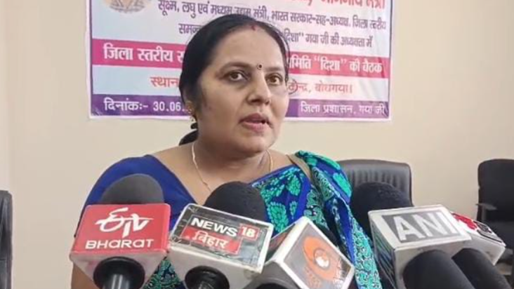 Kanchanpur panchayat ki mukhiya Sushma Devi ne jan samasyaon