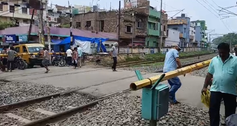 Guljarbag ke 72 number gumti par banega Light AROV? Railway Guljarbag ke 72 number gumti par banega Light AROV? Railway
