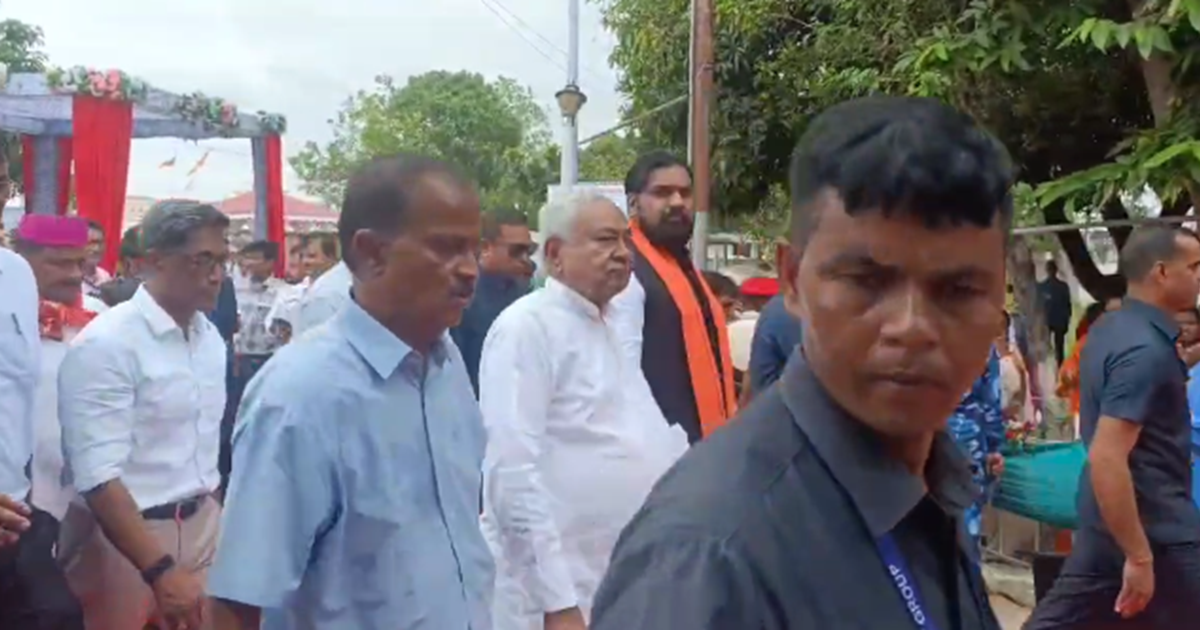 Punaora Dhaam mein pahunche CM Nitish Kumar aur Samraat Chau