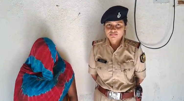 Manav taskari ka bada khulasa, bacchiyon ko bechne wali sarg