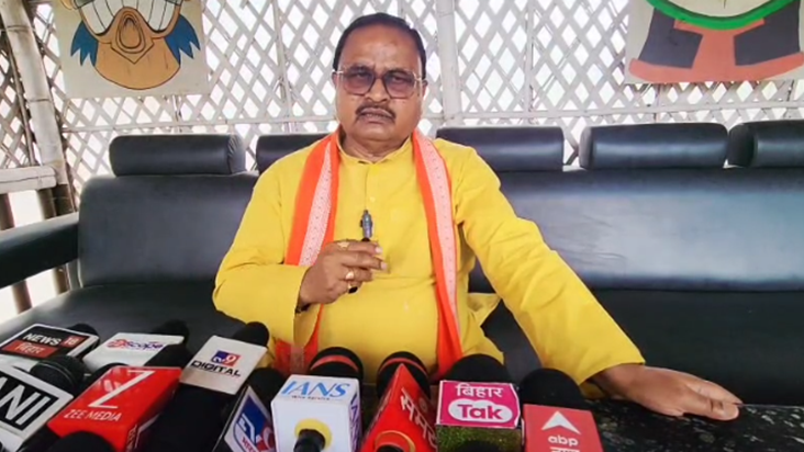 Bihar Politics: JDU Vidhayak Gopal Mandal ka chunav aayog pa