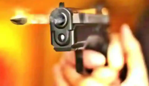 Nalanda me phir garjee bandooke! Kai round firing me yuvati ko lagi goli, police...