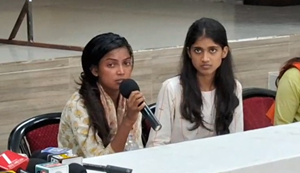 Bihar Crime: Rahul Gandhi News: Dhakad girl Riya Paswan ne Kotwali Police par barbarata ka aarop, poore parivaar...