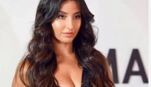 "Mumbai Airport par rote huye Spot hui Nora Fatehi, Selfie lene aaya Fan to Bodyguard ne maara dhakka"