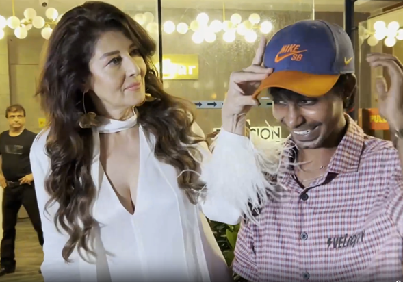 65 saal ki hui Sangeeta Bijlani, birthday mein dikha glamoro 65 saal ki hui Sangeeta Bijlani, birthday mein dikha glamoro