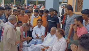 Bhai ke antim darshan ke samay faphak-faphak kar rone lage purv sansad Prabhunath Singh...