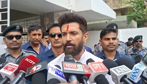 Mujhe dukh hai ki main aisi sarkar ko samarthan kar raha hoon... Law and Order ko lekar Chirag Paswan ne Nitish sarkar par sadha nishana hai...