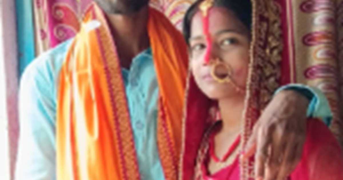 5 Kilometer tak patni ke shav ko lekar ghoomta raha pati hat