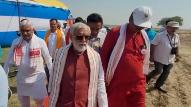 Ashwini Choubey reached Buxar, lashed out at uncle-nephew Ashwini Choubey reached Buxar, lashed out at uncle-nephew