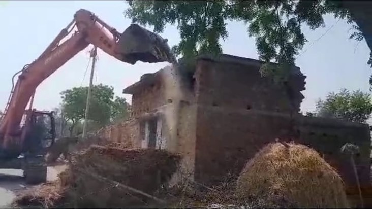 Home of Dalits destroyed in Aurangabad, homeless in the scor