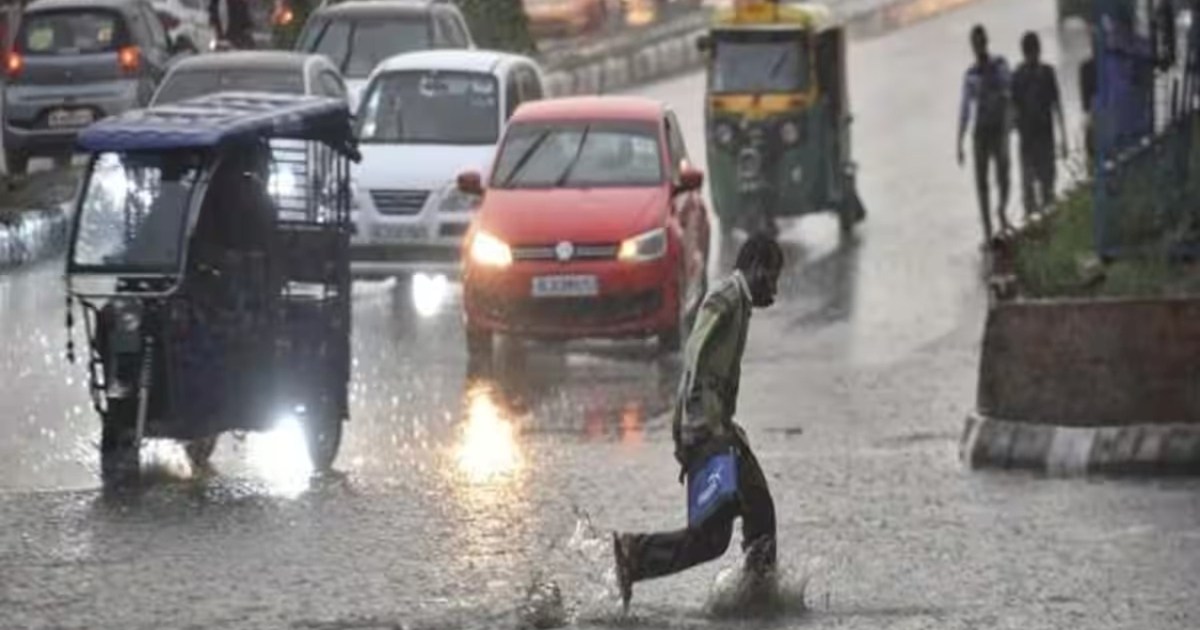 Heavy rain in many areas of the capital Patna in the morning