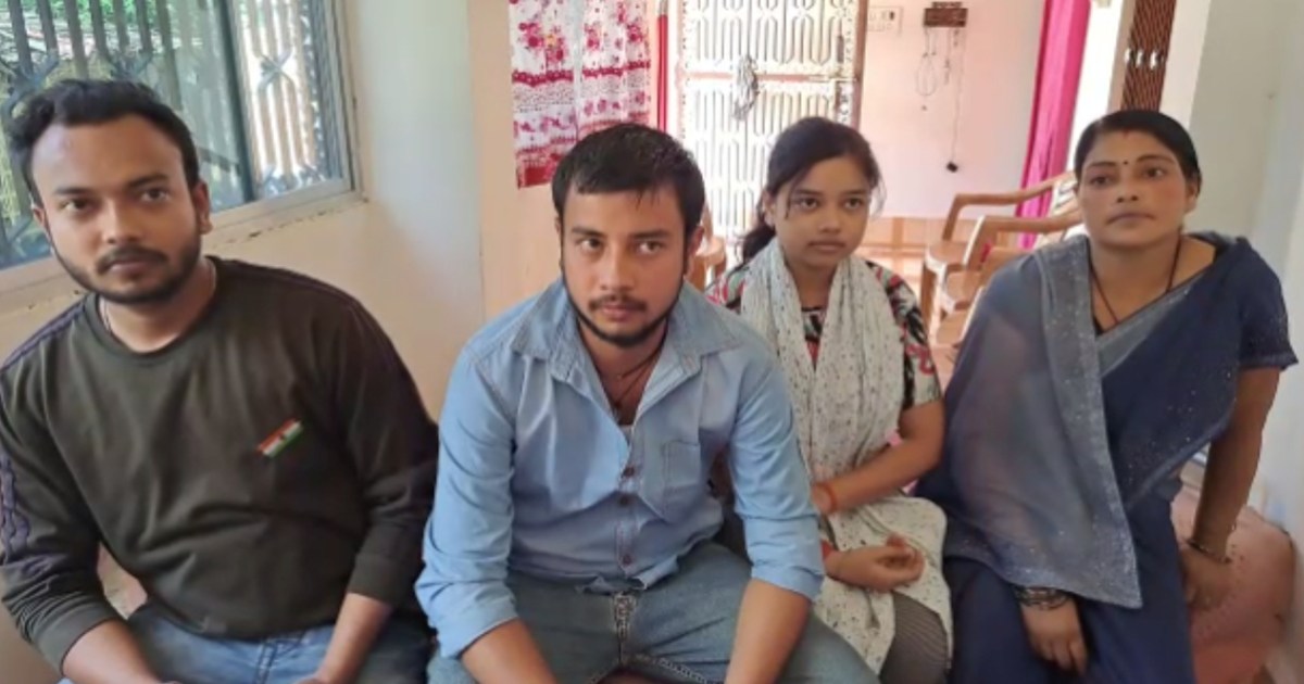 Excise department's toll free number became a headache, red 