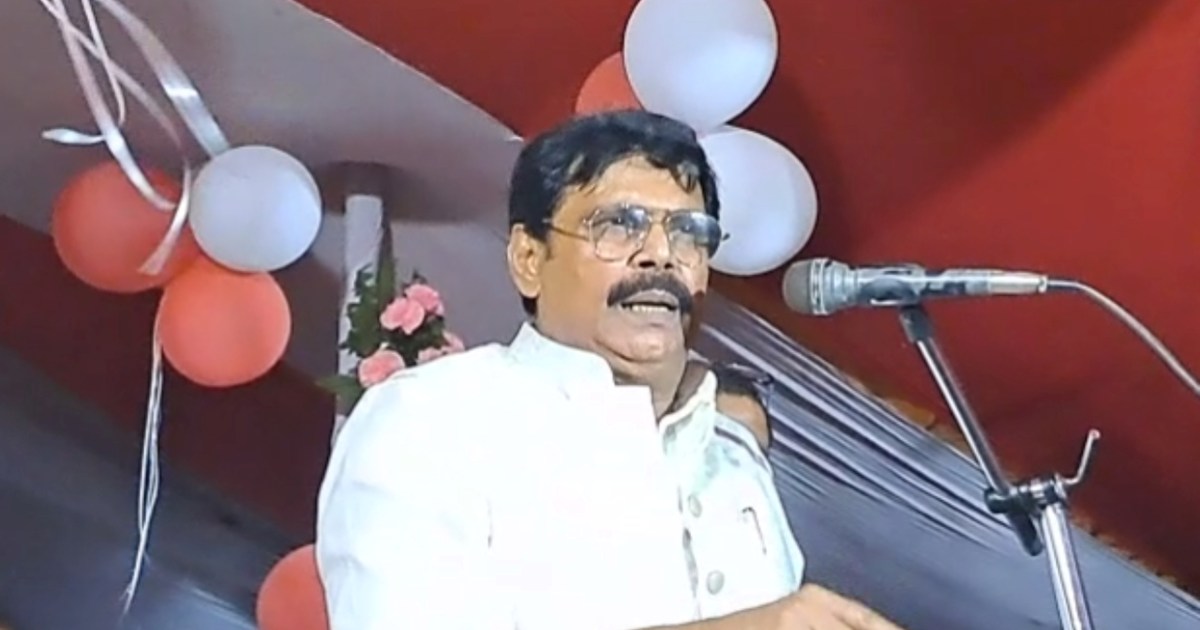 Anand Mohan roared from the open stage, targeted these two G