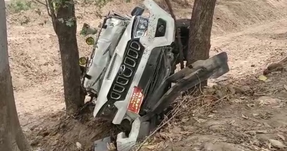 Kamya Mishra's husband's car overturned in Paliganj, cyclist