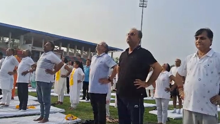 BJP leaders enthusiastic on International Yoga Day, doing yo BJP leaders enthusiastic on International Yoga Day, doing yo