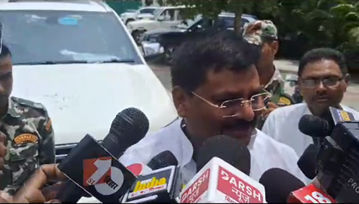 umesh kushwaha reacts