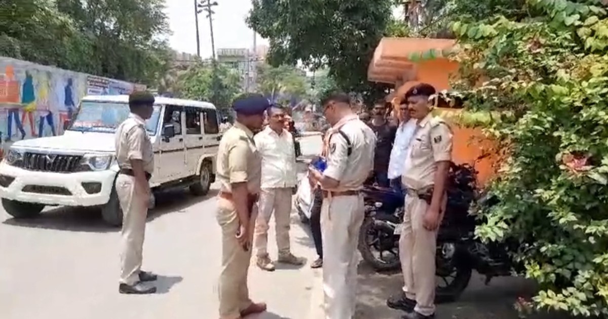 Two youths were shot by fearless criminals near NMCH in the 