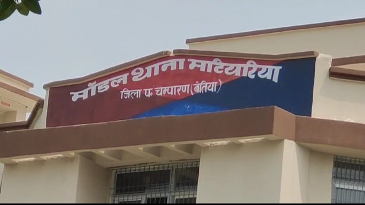 Mining mafia attacked police who went to raid in West Champa Mining mafia attacked police who went to raid in West Champa