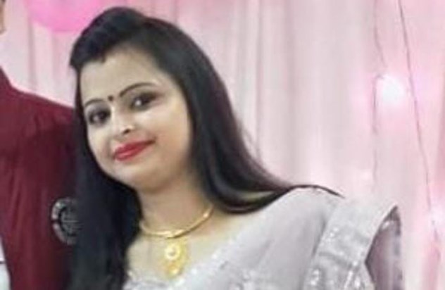 Wife of a famous hardware businessman in Gaya jumped from th Wife of a famous hardware businessman in Gaya jumped from th