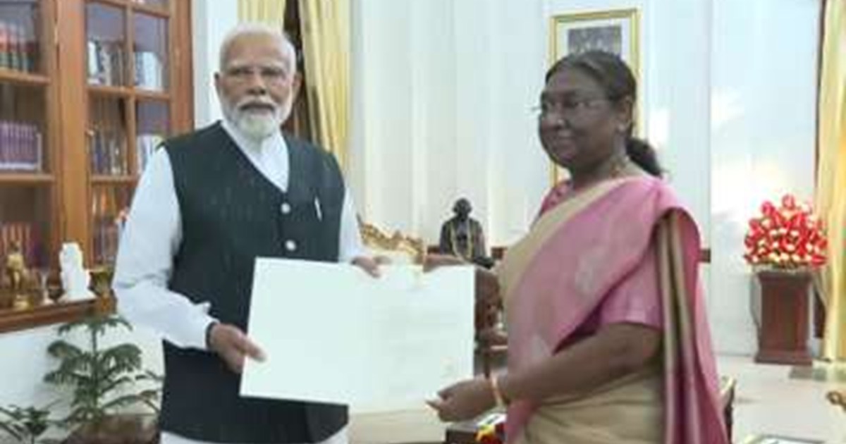 Narendra Modi called from Rashtrapati Bhavan, will take oath