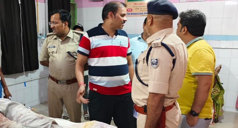 The excise department team which went to conduct the raid wa