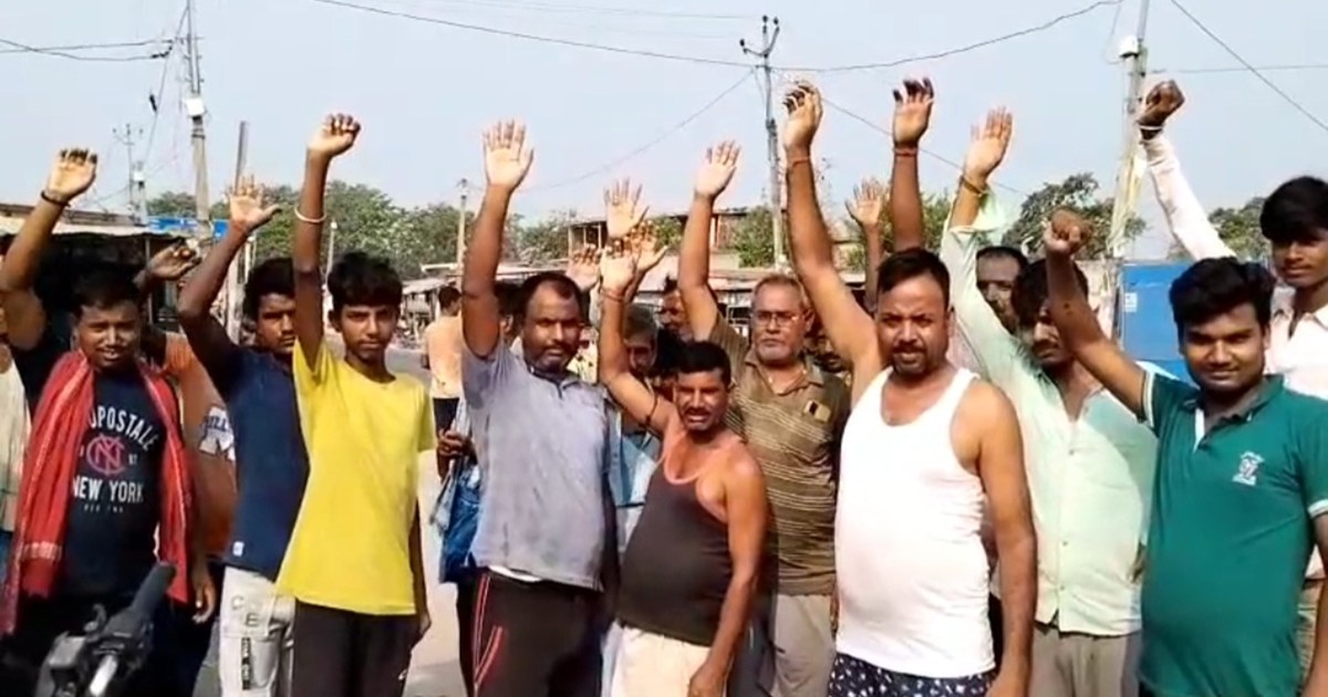 Complaint against traffic DSP in SC ST police station