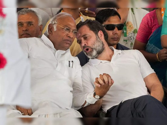 Big meeting of Rahul Gandhi and Congress leaders after EXIT 
