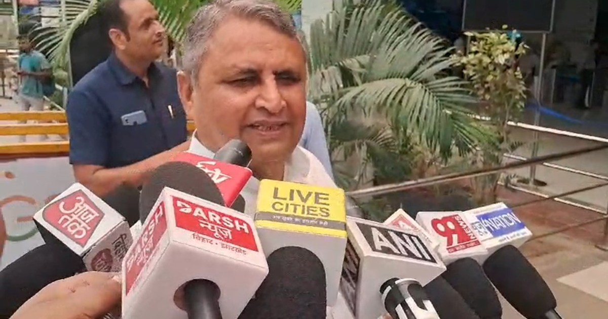 Mntri vijy chaudhri ka byan