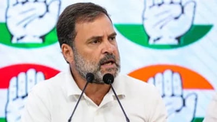 Rahul Gandhi demanded JPC, accused PM, HM of share scam
