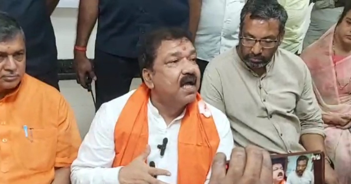 After getting information about KK Pathak's arrival, Revenue