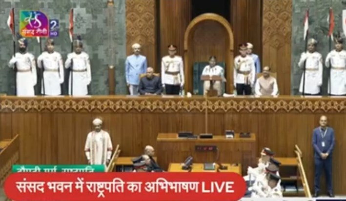 President Draupadi Murmu is addressing the joint session of President Draupadi Murmu is addressing the joint session of
