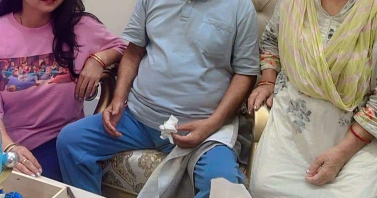 RJD supremo Lalu Yadav's birthday is today, cake cutting sta