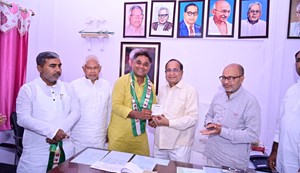 Surrender on boyish kumar