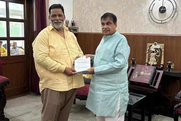 Purnia MP Pappu Yadav met Union Transport Minister Nitin Gad Purnia MP Pappu Yadav met Union Transport Minister Nitin Gad