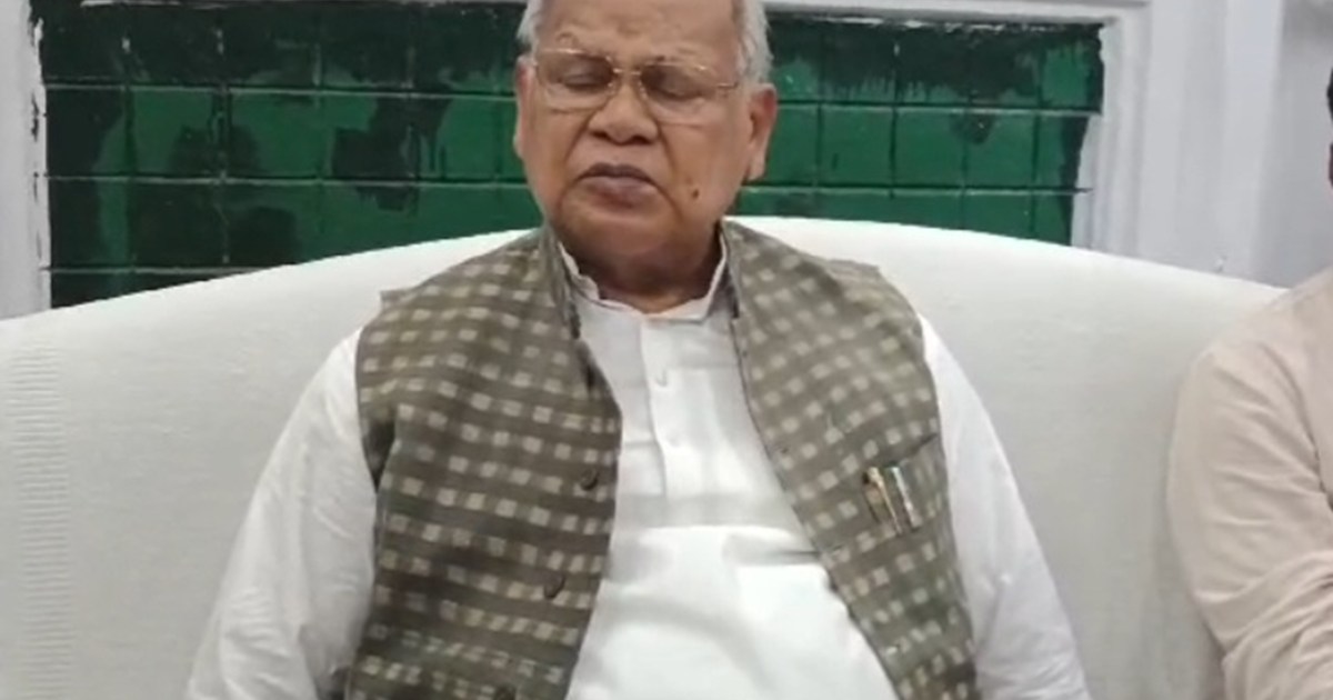 Union Minister Jitan Ram Manjhi called the continuous collap