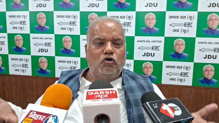 Om virla ko loksbha spikr bnne pr mntri shrwan kumar ne bdha