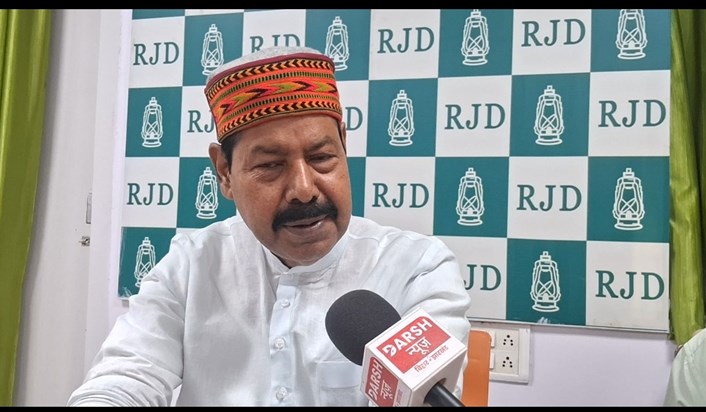 Bhaiy birende ka bda byan srkar me apradhi mntri hai to apra