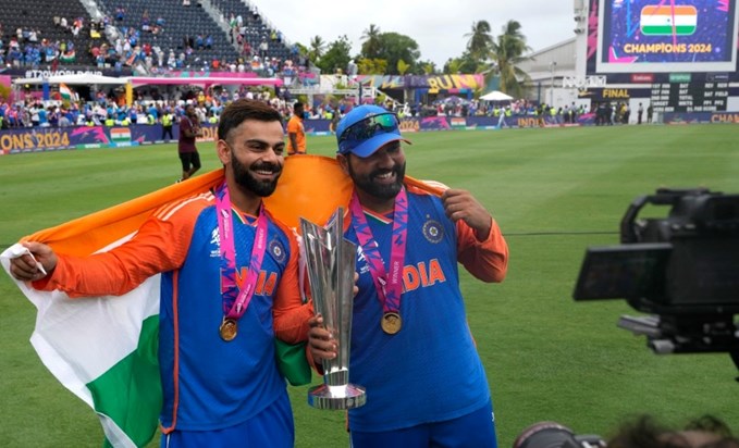 After winning the T-20 World Cup, Rohit Sharma and Virat Koh After winning the T-20 World Cup, Rohit Sharma and Virat Koh