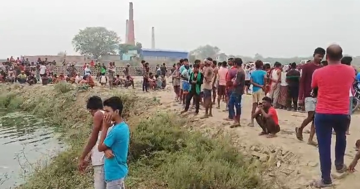 A friend called him from home and killed him