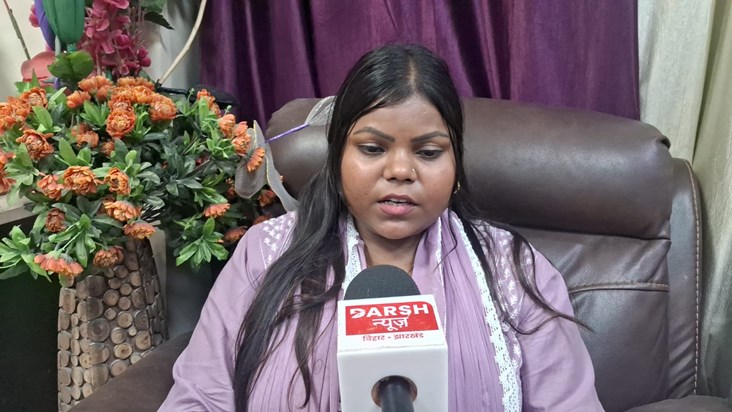 When Bima Bharti reached her residence after meeting Lalu-Te When Bima Bharti reached her residence after meeting Lalu-Te