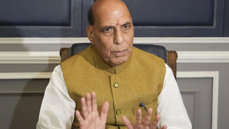 Defense Minister Rajnath Singh held a meeting with NDA leade Defense Minister Rajnath Singh held a meeting with NDA leade