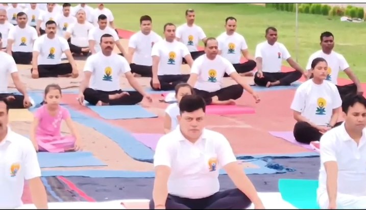 Antrastri yog divs pr itbp ka yoga Antrastri yog divs pr itbp ka yoga