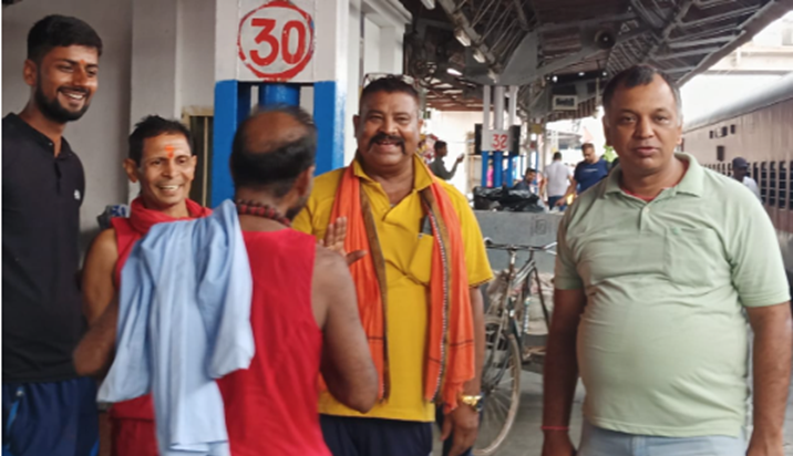 Patna se 120 kanwariya ka jatha Baba Barfani Amarnath ke dar Patna se 120 kanwariya ka jatha Baba Barfani Amarnath ke dar