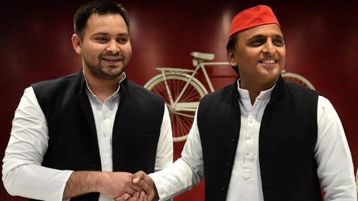 Tejaswi Yadav follows Akhilesh's path, will enter the electo