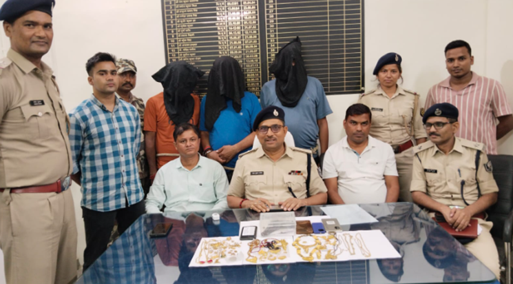Bihar Crime: Bank loot kaand mein bada khulasa! Grahak ne hi