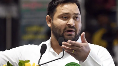Tejashwi ने चिराग पासवान पर किया तीखा हमला, फर्जी वोटर के वोट से ही प्रधानमंत्री बने... 17 महीने 5 लाख नौकरी दिया, किससे जमीन लिखाया?