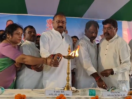Katihar ke Barari me vikas ki bayar, Mantri Ashok Chaudhari Katihar ke Barari me vikas ki bayar, Mantri Ashok Chaudhari
