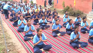 International Yoga Day 2025 : Yog se sharir aur man ka santulan, Danapur aur Digha mein dhoomdham se manaya gaya 11va antarashtriya yog divas...